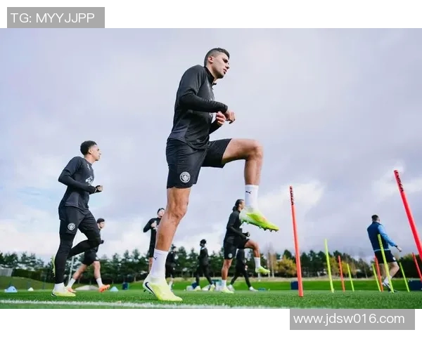 全力提升球队备战水平助力新赛季目标实现与竞技状态优化