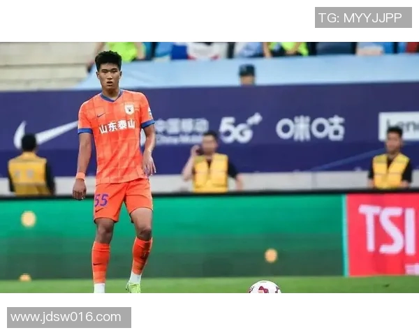 彭啸精彩破门助力中国U23队勇闯国际赛场展现青春风采 彭啸精彩破门助力中国U23队勇闯国际赛场展现青春风采