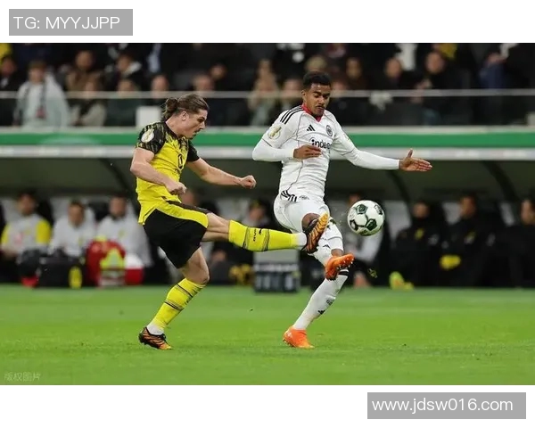 多特憾负动摇德甲榜首德甲争霸加速收窄