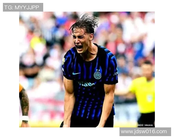 国际米兰确认签下巴黎圣日耳曼前锋伊卡尔迪:蓝黑军团的新锋线明星 国际米兰确认签下巴黎圣日耳曼前锋伊卡尔迪:蓝黑军团的新锋线明星