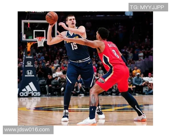 雄鹿vs猛龙:争夺东部霸主位置,巅峰对决一触即发 雄鹿vs猛龙:争夺东部霸主位置,巅峰对决一触即发